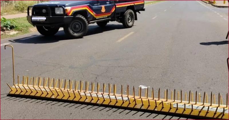 A road block mounted on a Kenyan road.
